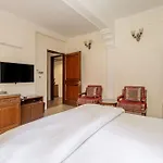 Cp Villa - Rooms With Patio