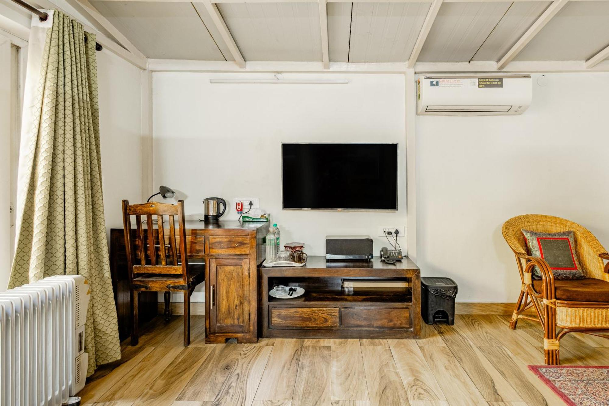 Bed & Breakfast Cp - With Patio 3*